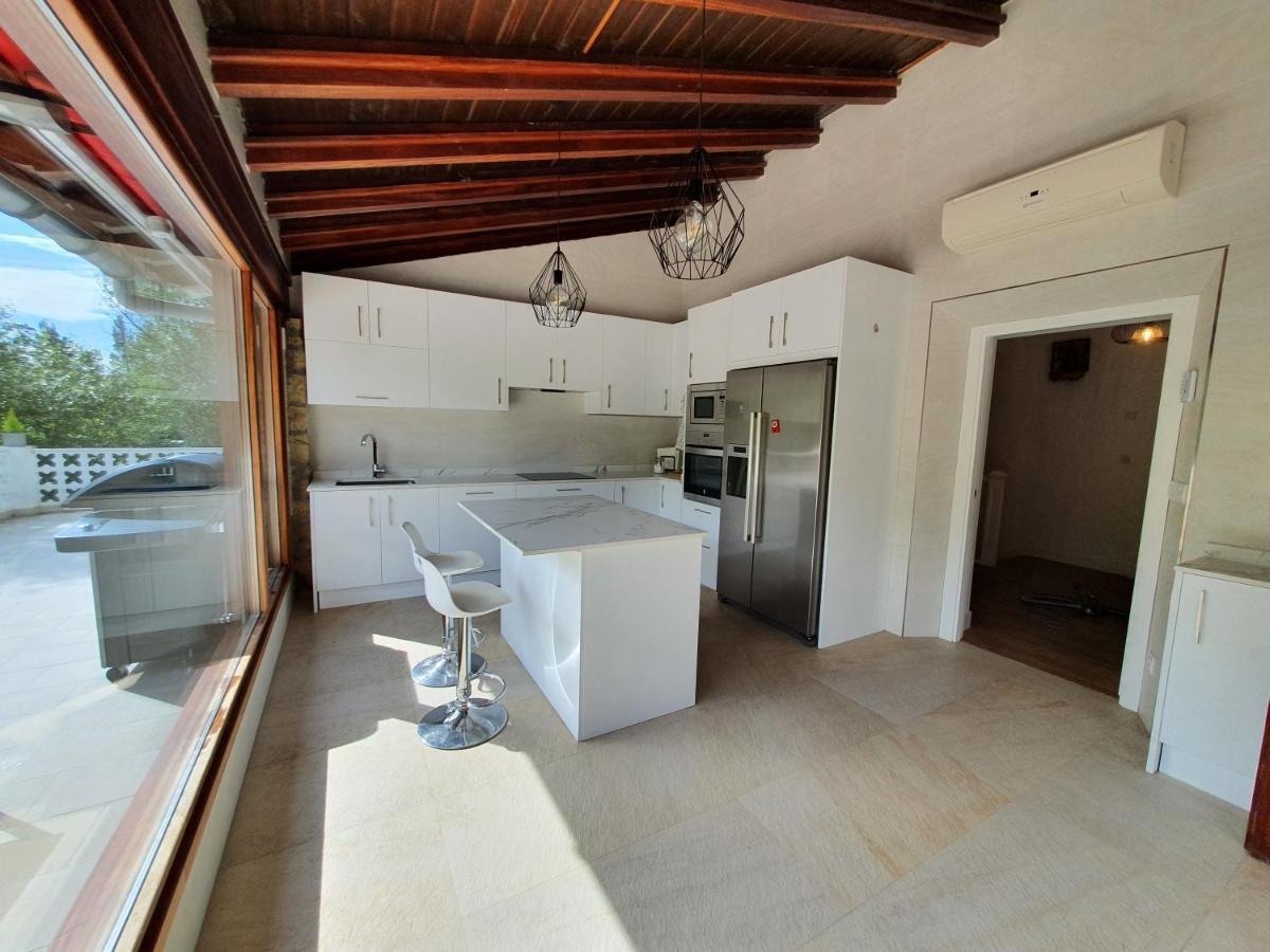 Villa Dreams And Friends On The Coast Of Bilbao. Getxo Esterno foto