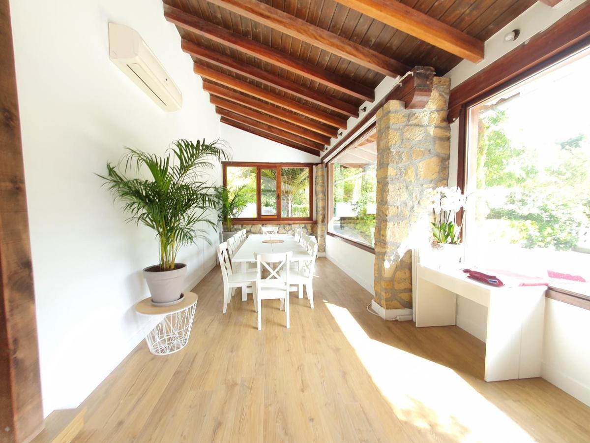 Villa Dreams And Friends On The Coast Of Bilbao. Getxo Esterno foto
