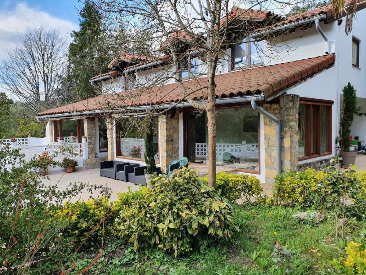 Villa Dreams And Friends On The Coast Of Bilbao. Getxo Esterno foto