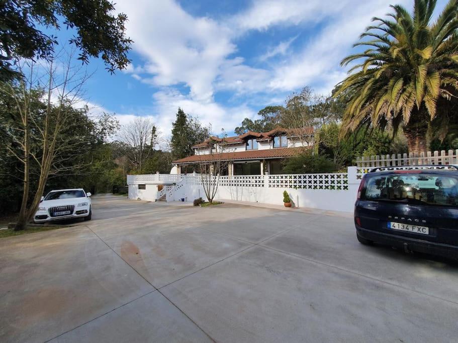 Villa Dreams And Friends On The Coast Of Bilbao. Getxo Esterno foto